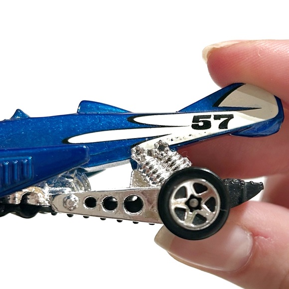 Vintage 1996 Hot Wheels Metallic Blue Dog Fighter Diecast Car Propeller 1:64 #57 - Picture 12 of 14